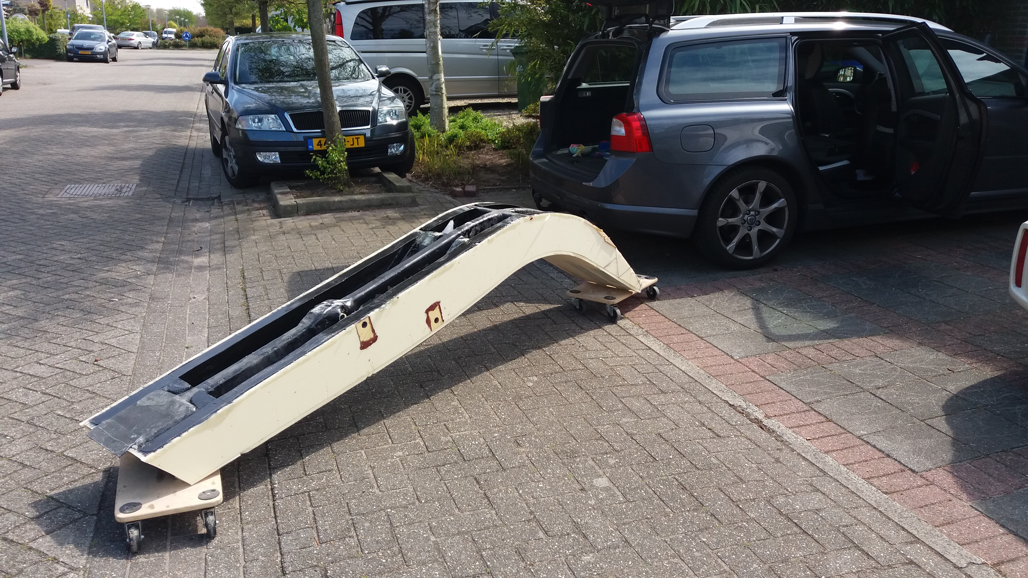 Completed internal structure of the beam