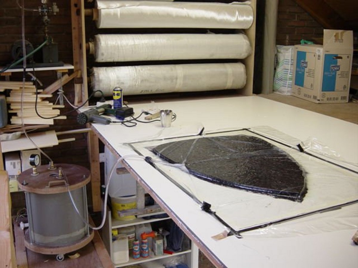 Vacuum bagged Bulkhead.