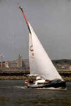 Sailing out of Terschelling Harbour  (16367 bytes)